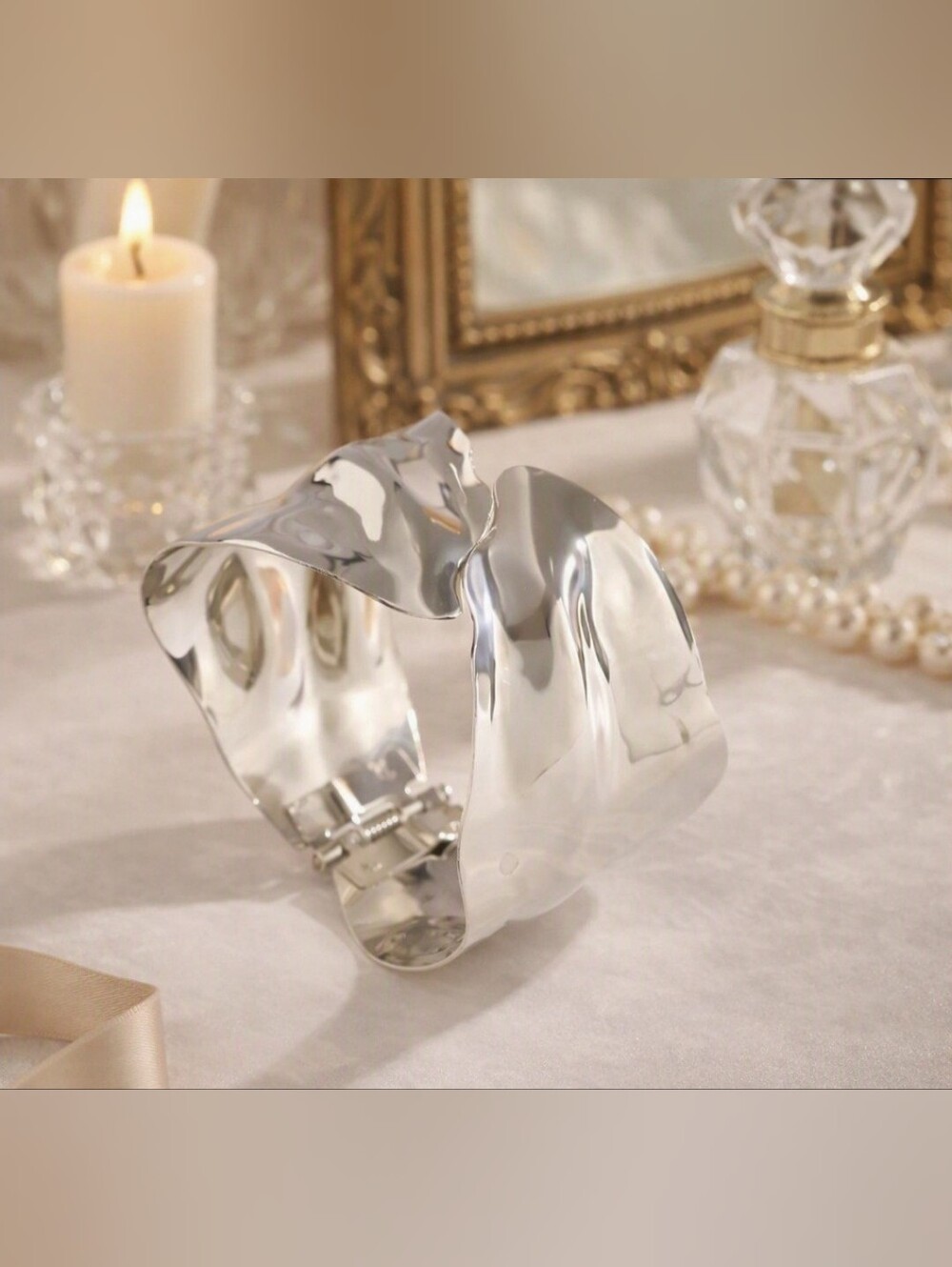 Luminary Wave Silver Abstract Contour Cuff